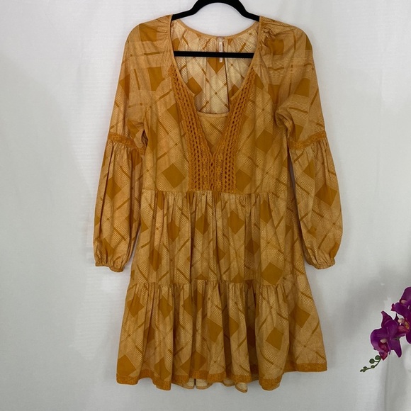 Free People Dresses & Skirts - Vintage Free People Gold Long Sleeve Ruffle Dress Size SP